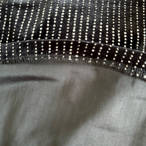 Chagall Black Velvety Sparkle Top 2X Holiday - Picture 5 of 7